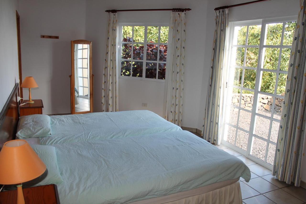 Villa Los Lomos Эль-Пасо Экстерьер фото